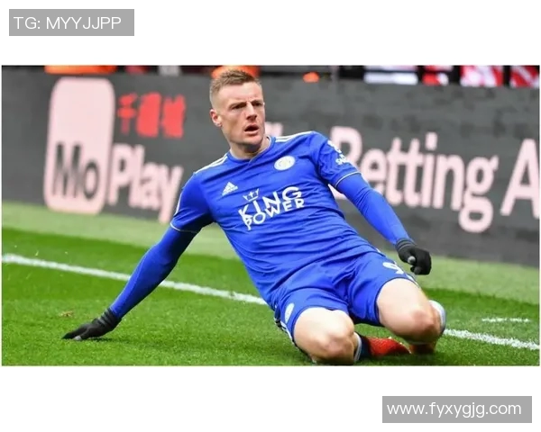 聚焦足球视频中的球星表现与技艺分析，探索他们如何成就赛场传奇